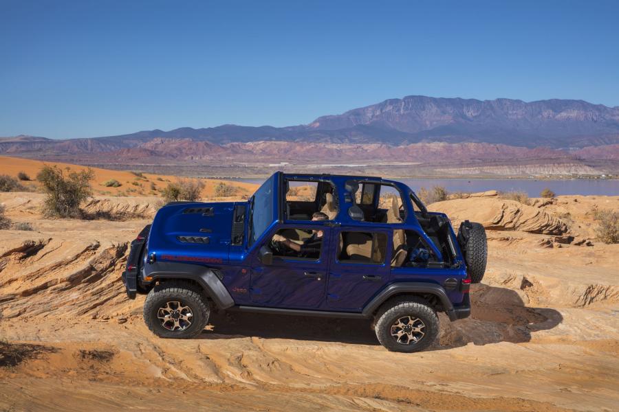  Jeep Wrangler Unlimited Rubicon EcoDiesel (JL) 2019 года  (NA) (фото 13 из 85)